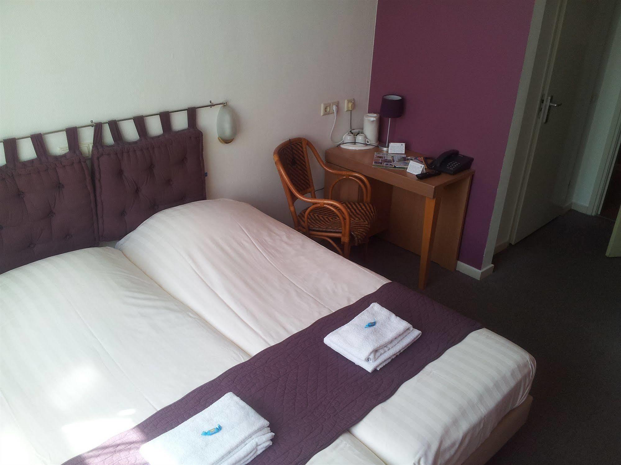 Hotel Wemeldinge Extérieur photo